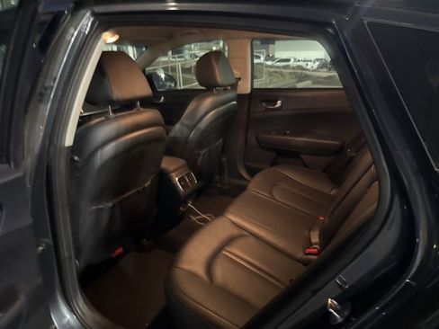 Used 2020 Kia Optima EX image 8