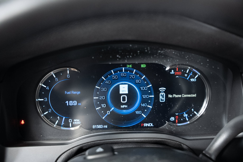 Used 2020 Cadillac Escalade Premium Luxury RWD image 27