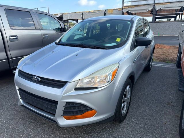Used 2015 Ford Escape S FWD image 1