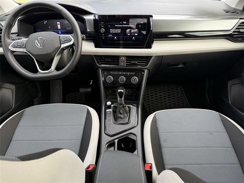 Used 2025 Volkswagen Taos S image 8