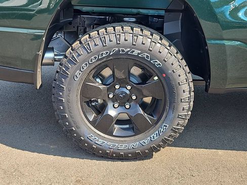 New 2026 RAM 1500 Warlock AWD/4WD image 9