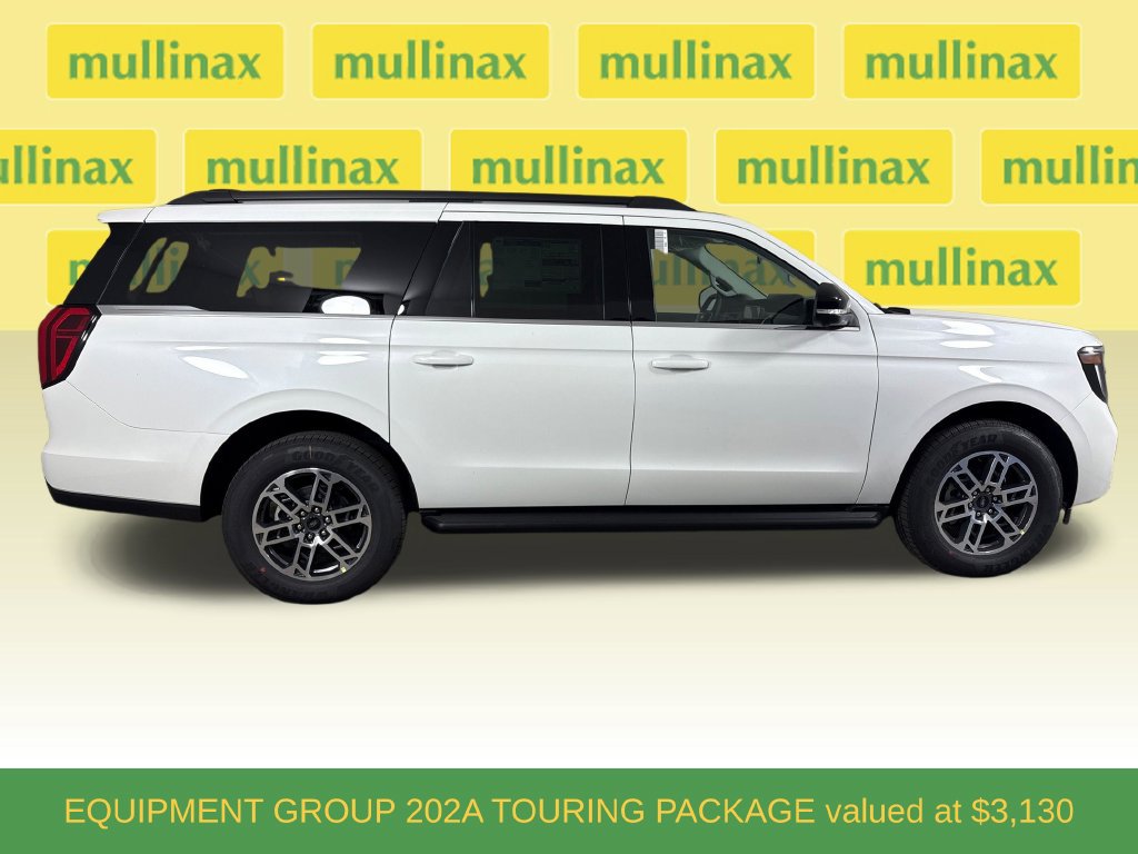 New 2026 Ford Expedition Max Active RWD image 2
