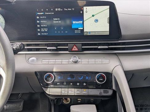 Used 2024 Hyundai Elantra SEL image 15