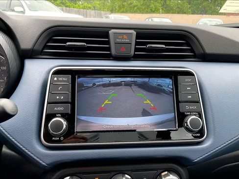 Used 2025 Nissan Versa SV w/ Trunk Package FWD image 29