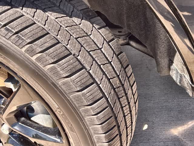 Used 2018 Jeep Grand Cherokee Altitude RWD image 23