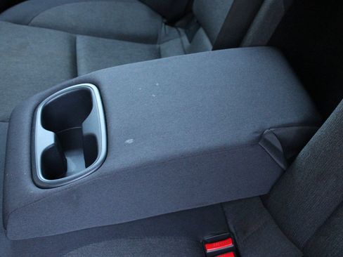 Used 2025 Toyota Camry LE FWD image 19
