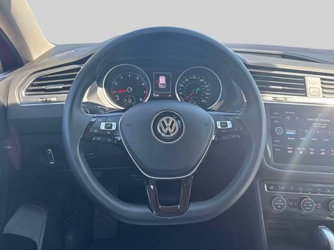 Used 2019 Volkswagen Tiguan SE AWD/4WD image 12