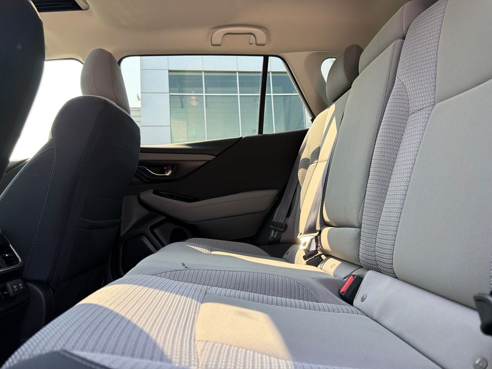Used 2022 Subaru Outback Premium AWD/4WD image 9