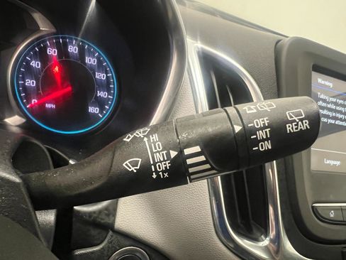 Used 2019 Chevrolet Equinox LT image 40