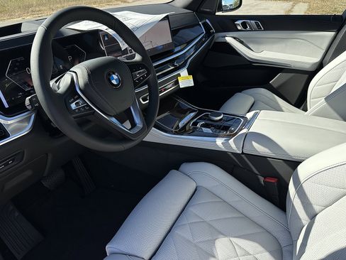 New 2026 BMW X5 xDrive40i image 9