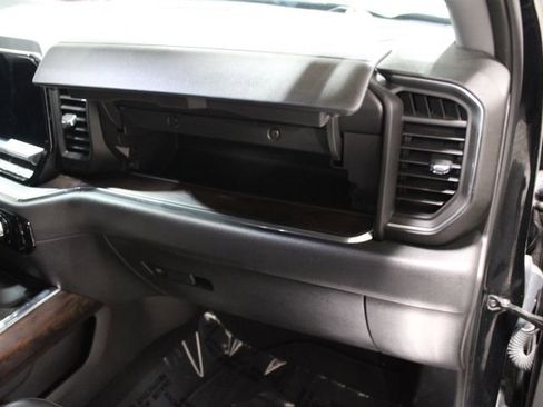 Used 2024 GMC Sierra 1500 SLT w/ SLT Premium Package image 29