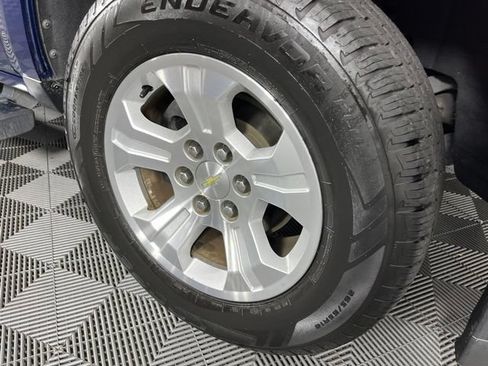 Used 2017 Chevrolet Silverado 1500 LT w/ All Star Edition AWD/4WD image 15