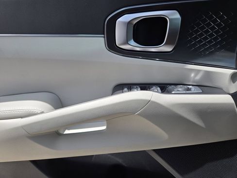 New 2026 Kia Sorento S w/ S Panoramic Sunroof Package FWD image 18