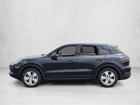Used 2022 Porsche Cayenne AWD/4WD image 9