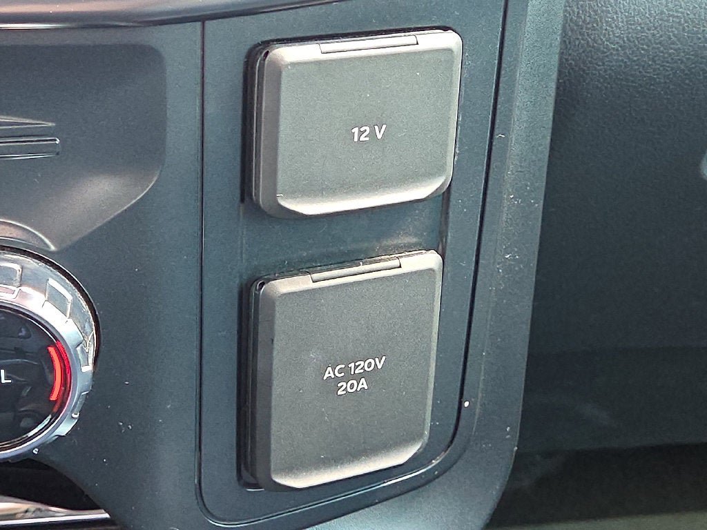 Used 2025 Ford F150 Raptor AWD/4WD image 27