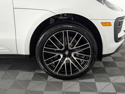 New 2026 Porsche Macan AWD/4WD image 14