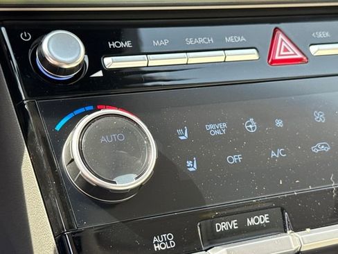 New 2026 Hyundai Santa Fe Calligraphy FWD image 23