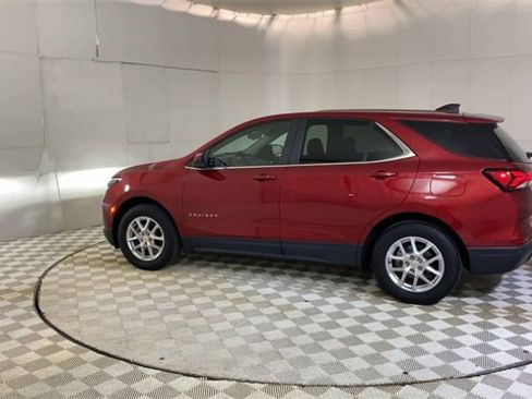 Used 2023 Chevrolet Equinox LT image 6