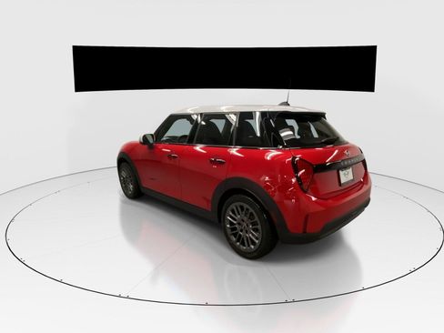 New 2026 MINI Cooper 4-Door Hardtop FWD image 8