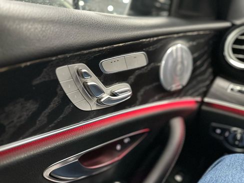 Used 2020 Mercedes-Benz E 350 Sedan image 24