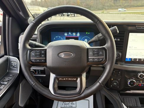 Used 2024 Ford F350 Platinum image 34