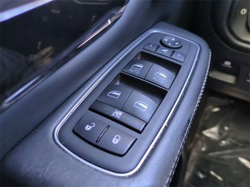 Used 2024 RAM 1500 Limited image 29