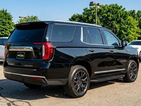 New 2026 GMC Yukon Elevation AWD/4WD image 3