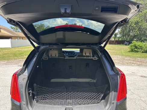 Used 2019 Cadillac XT5 FWD image 14
