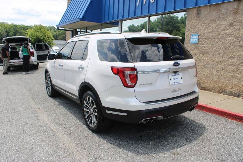 Used 2018 Ford Explorer Platinum AWD/4WD image 4