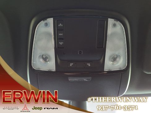 Certified 2024 Dodge Durango SXT image 22