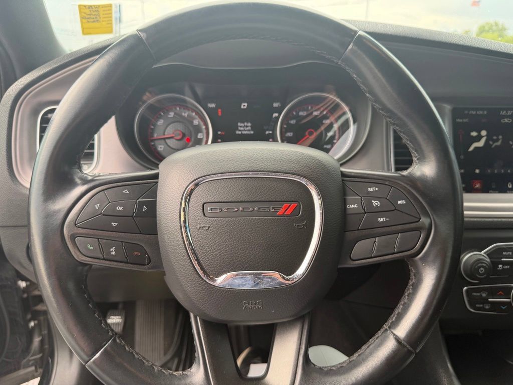Used 2023 Dodge Charger SXT RWD image 9