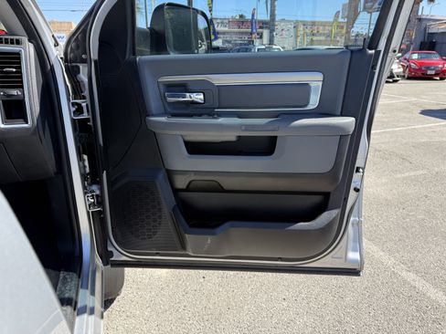 Used 2015 RAM 2500 Big Horn image 26