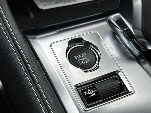 New 2024 Jaguar F-PACE R-Dynamic S AWD/4WD image 27