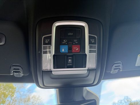 New 2025 RAM 1500 Big Horn AWD/4WD image 26