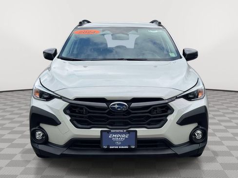 Used 2024 Subaru Crosstrek 2.0i Premium AWD/4WD image 3