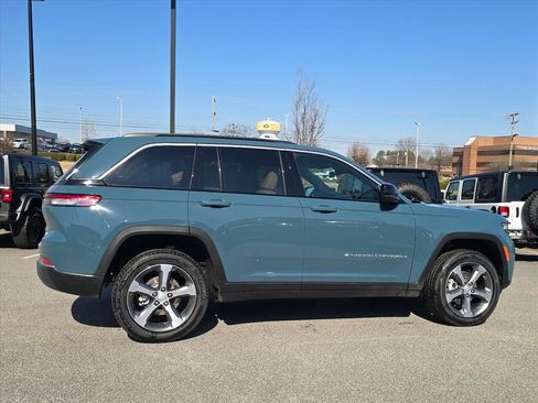 New 2026 Jeep Grand Cherokee Limited image 2