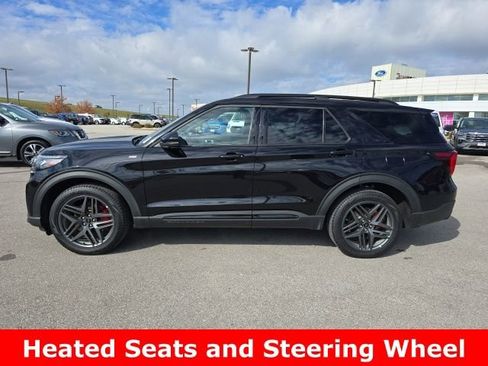 Certified 2025 Ford Explorer ST-Line w/ ST-Line Street Pack image 2