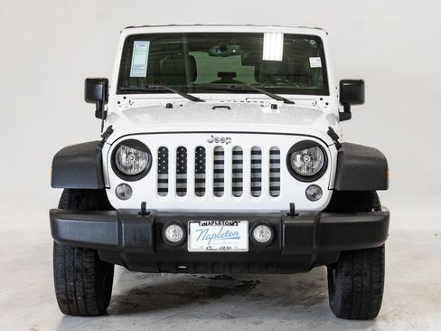 Used 2016 Jeep Wrangler Unlimited Sport w/ Quick Order Package 24S AWD/4WD image 3