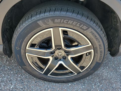 Certified 2026 Mercedes-Benz GLC 300 4MATIC image 5