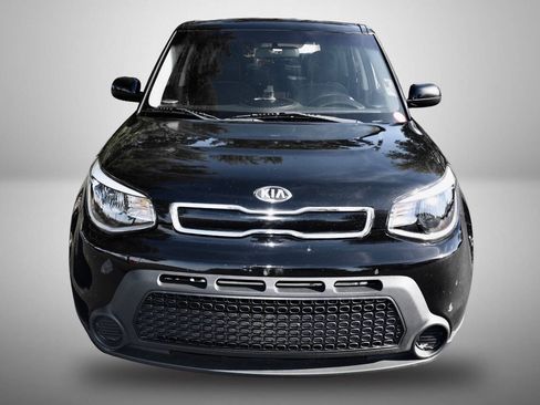 Used 2015 Kia Soul + FWD image 10