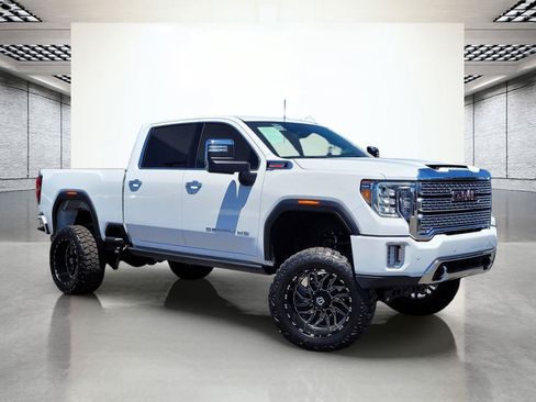 Used 2022 GMC Sierra 2500 Denali w/ Denali Ultimate Package AWD/4WD image 2