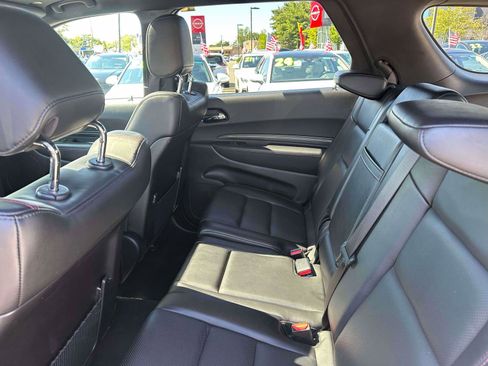 Used 2024 Dodge Durango GT image 9