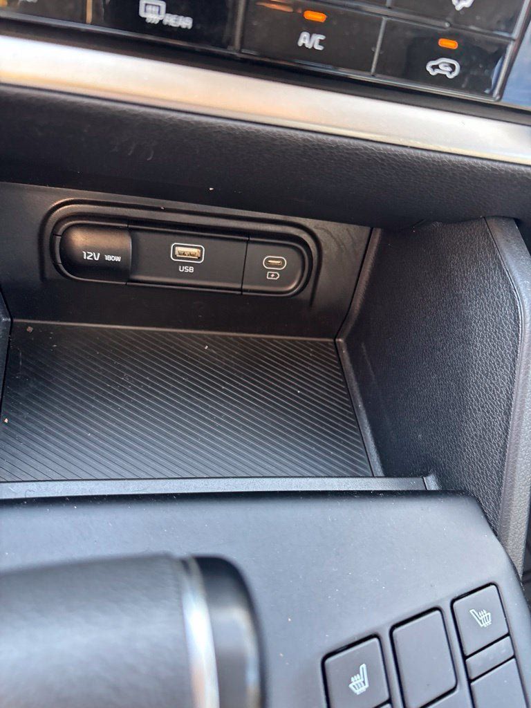 Used 2023 Kia Sportage LX AWD/4WD image 19