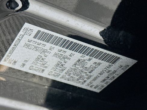 Used 2025 Nissan Rogue SV image 12