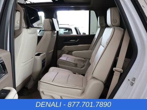 New 2026 GMC Yukon Denali w/ Denali Reserve Package AWD/4WD image 15