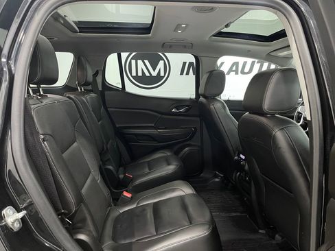 Used 2019 GMC Acadia SLT w/ Black Edition image 35