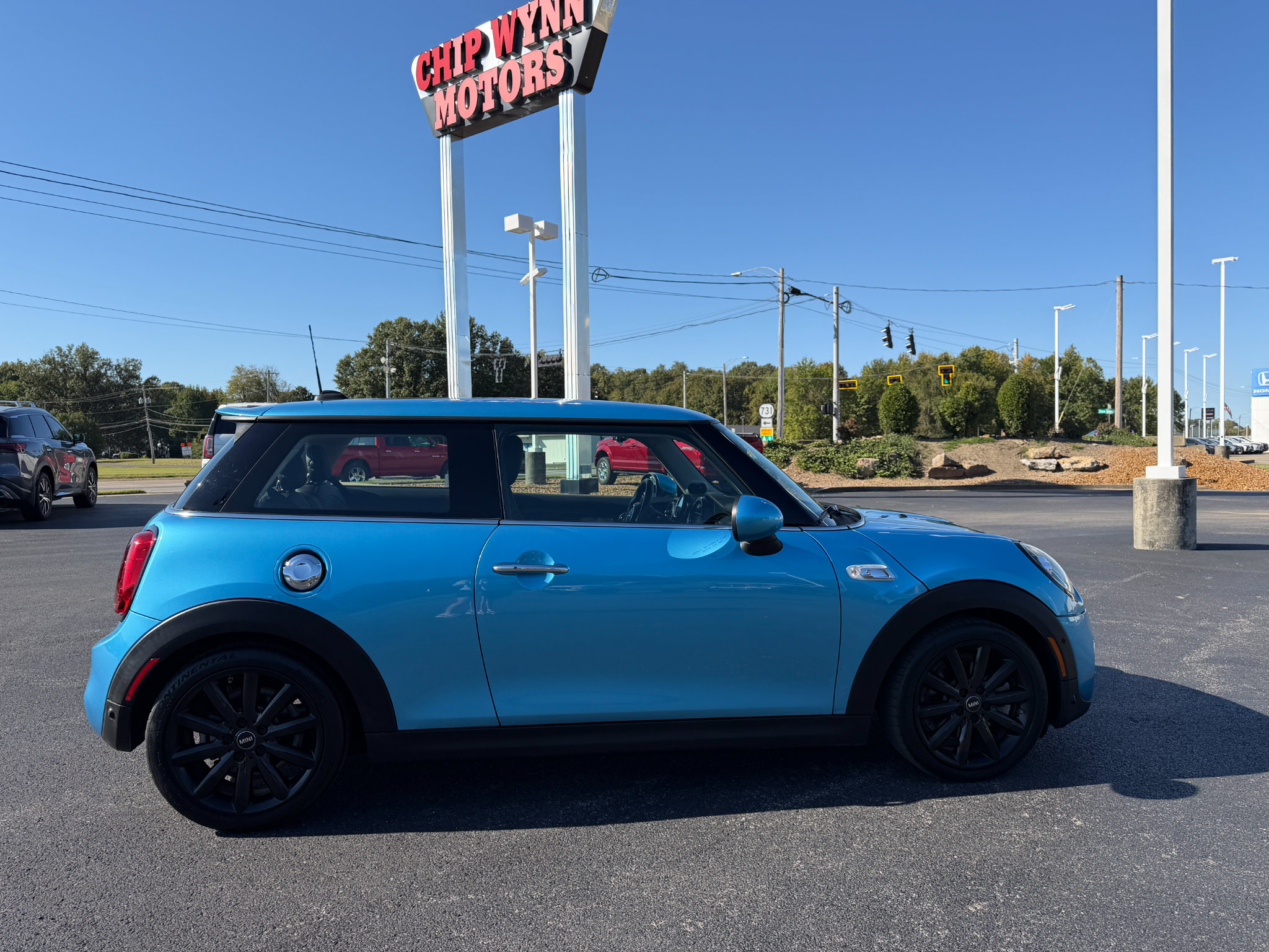 Used 2019 MINI Cooper S FWD image 8