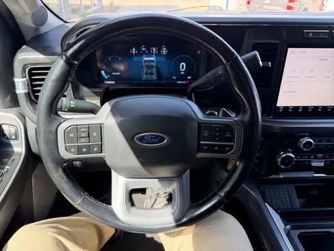 Used 2023 Ford F350 Lariat AWD/4WD image 17