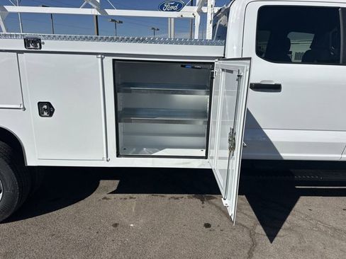 New 2025 Ford F550 4x4 Crew Cab Super Duty image 7