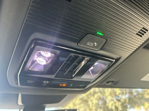 New 2026 Volkswagen Tiguan SE R-Line image 63